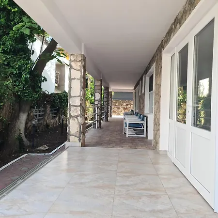 Hotel Bam Vama Veche